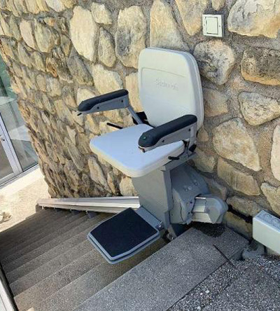 Treppenlift im Außenbereich